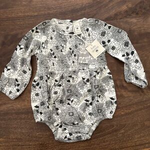 KATE QUINN Long Sleeves Puff Smocked Bubble Black Vintage Floral